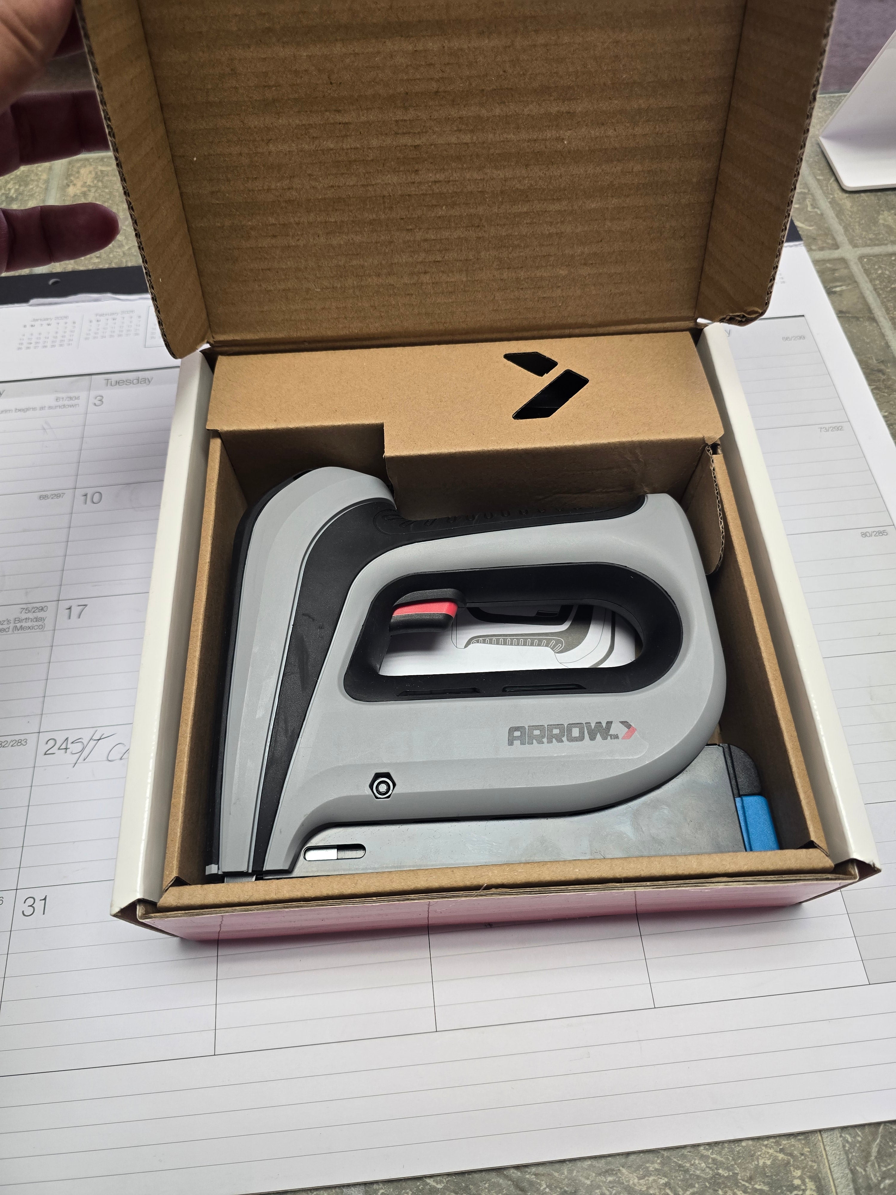 Arrow T50DCD 3/8-in Cordless Electric Staple Gun