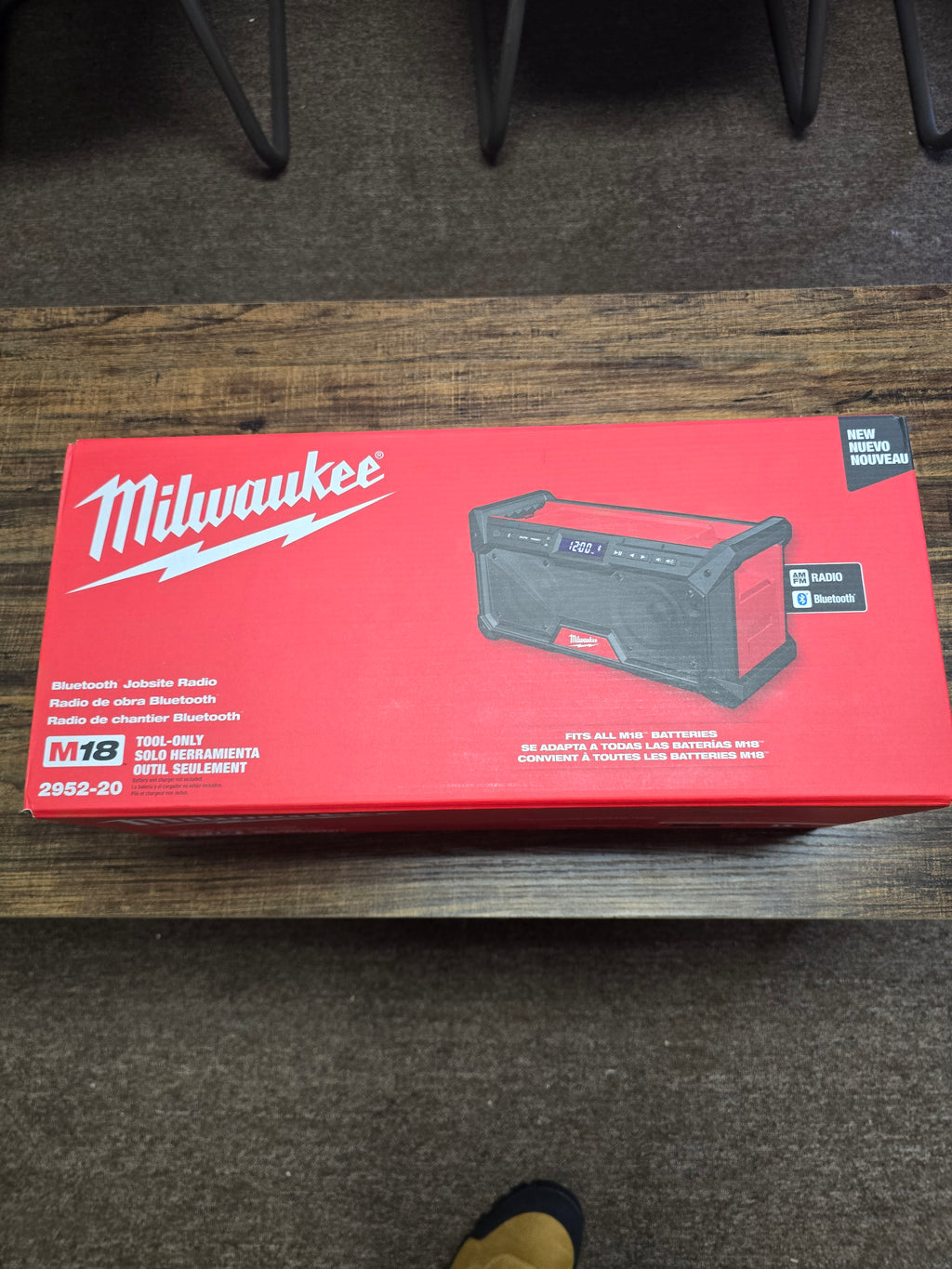 Milwaukee M18 Bluetooth Jobsite Radio with AM/FM & USB-C Charging 2952-20