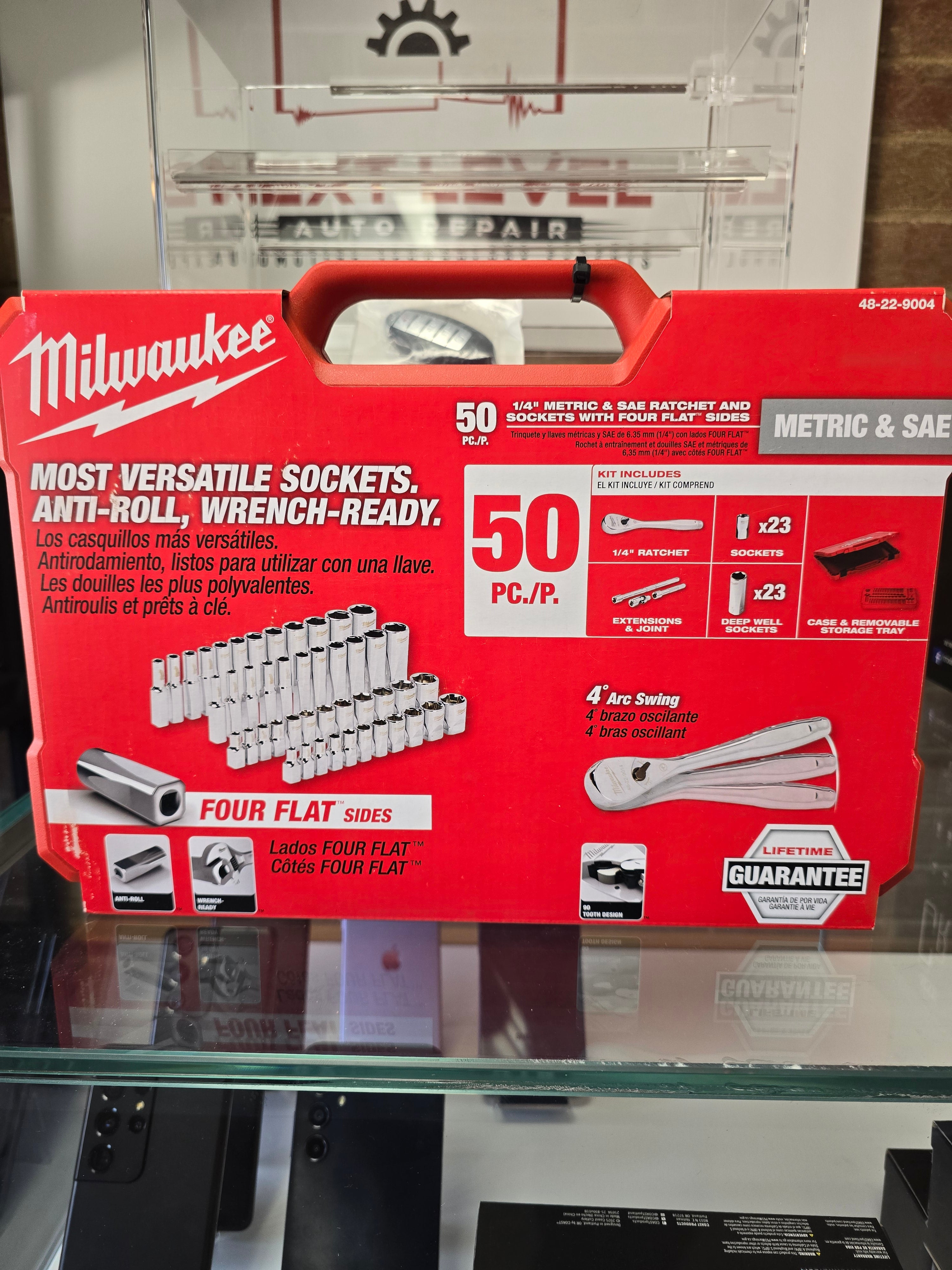 Milwaukee 50-Piece 1/4 in Drive SAE Ratchet & Socket Set