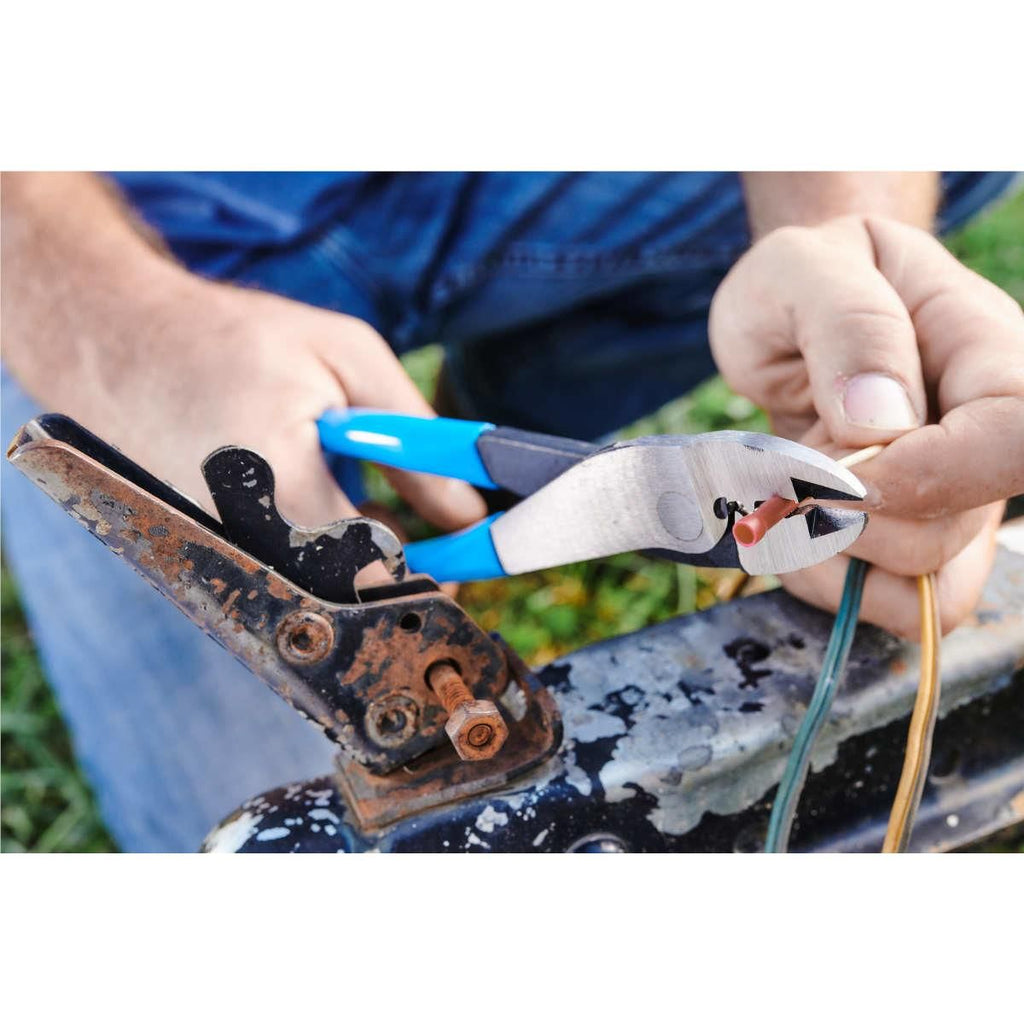 CHANNELLOCK 909 9.5" Crimping Pliers & Wire Cutter – 10-22 AWG – Made in USA