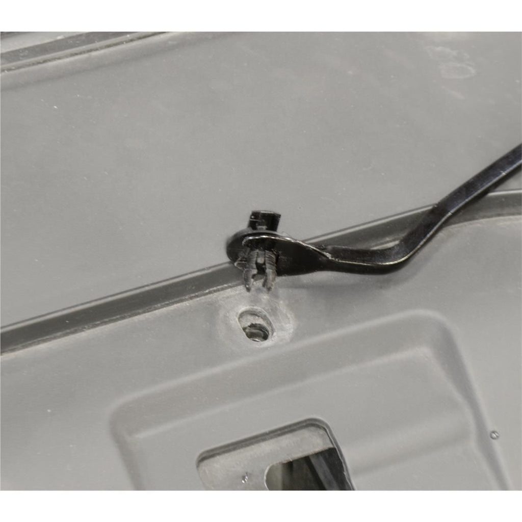 Titan Automotive Clip Remover with Angled Head – 51045