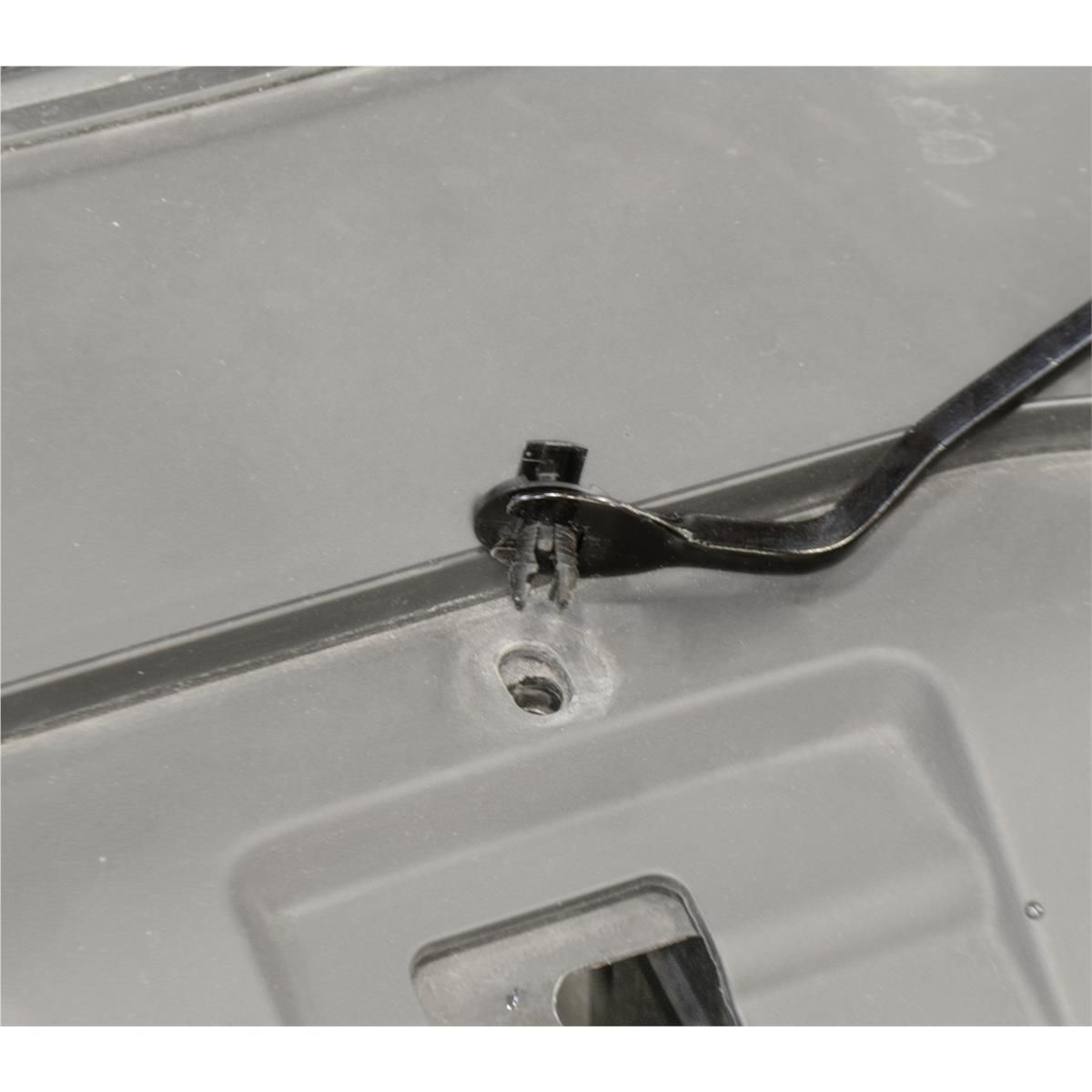 Titan Automotive Clip Remover with Angled Head – 51045