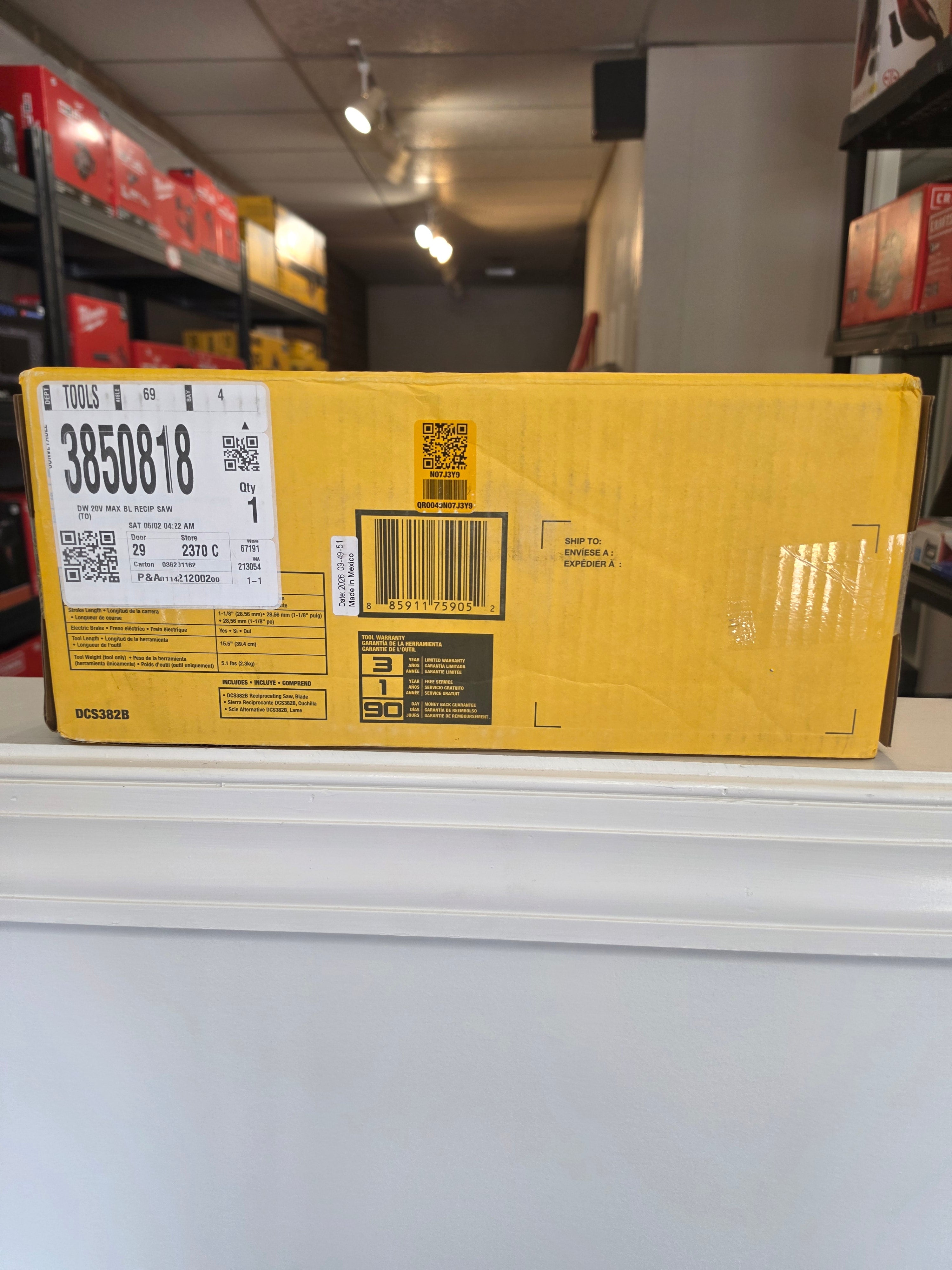 DEWALT DCS382B 20V MAX Brushless Cordless Reciprocating Saw – Tool Only